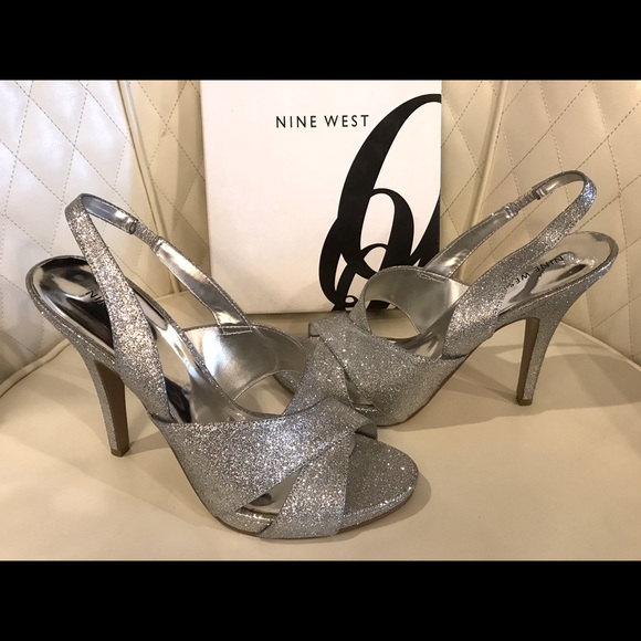 NEW Nine West Silver Sparkling Shoes - Picture 1 of 9